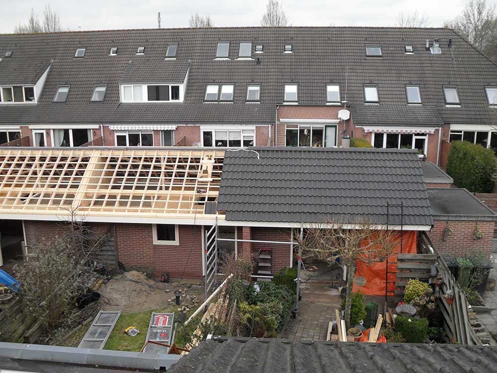 Koeleman Bouw Garages en kelders Berging voorzien van pannendaken Paltrok Mijdrecht