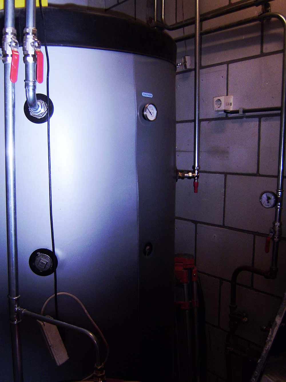 Koeleman Bouw Groene daken, Zonnepanelen en duurzame installaties - Houtgestookte CV ketels en houtvergassers