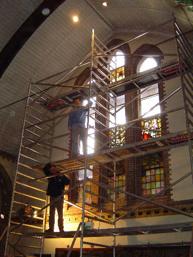 Koeleman Bouw Monumentenbeheer Renovatie glas in lood en koper van torenspits Kerk Oostzijde De Hoef