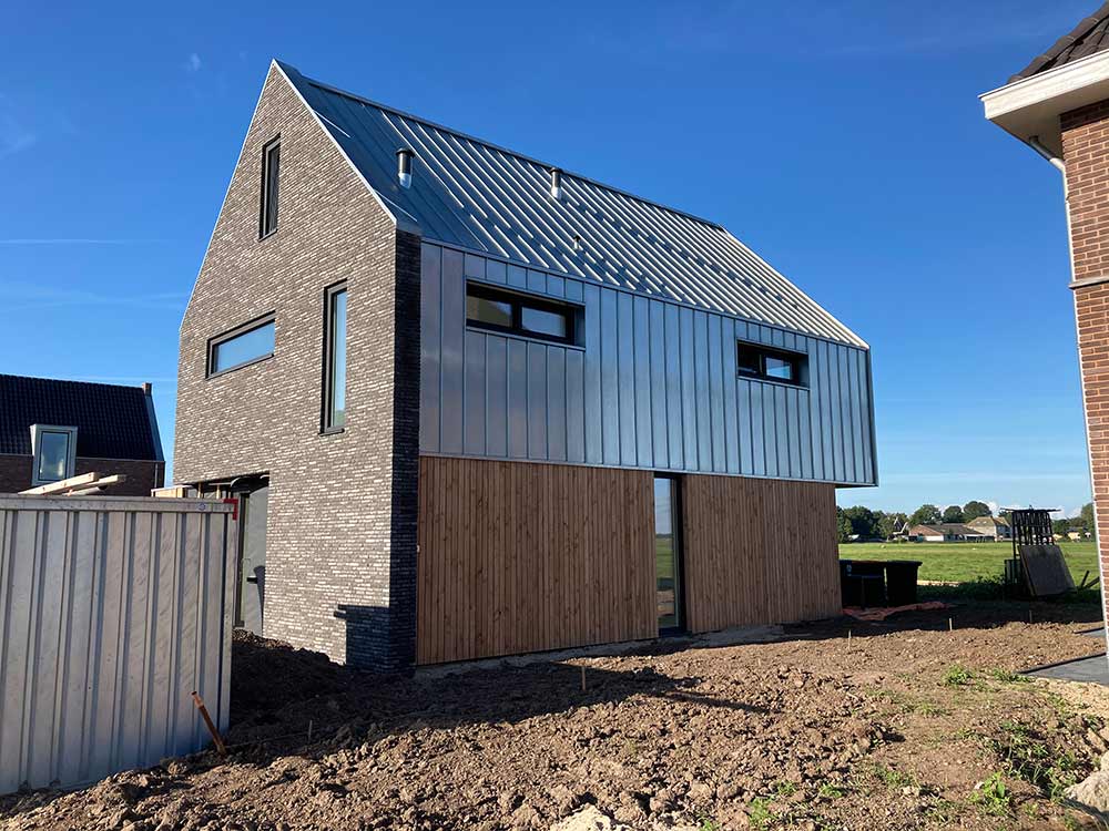 Koeleman Bouw Nieuwbouw woning met groot balkon Waterhoen Noorden