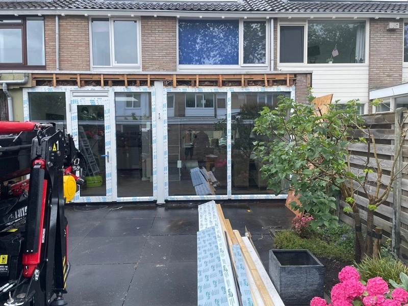 4-van-Eedenlaan-Uithoorn-Kozijnen-vervangen-Koeleman-Bouw